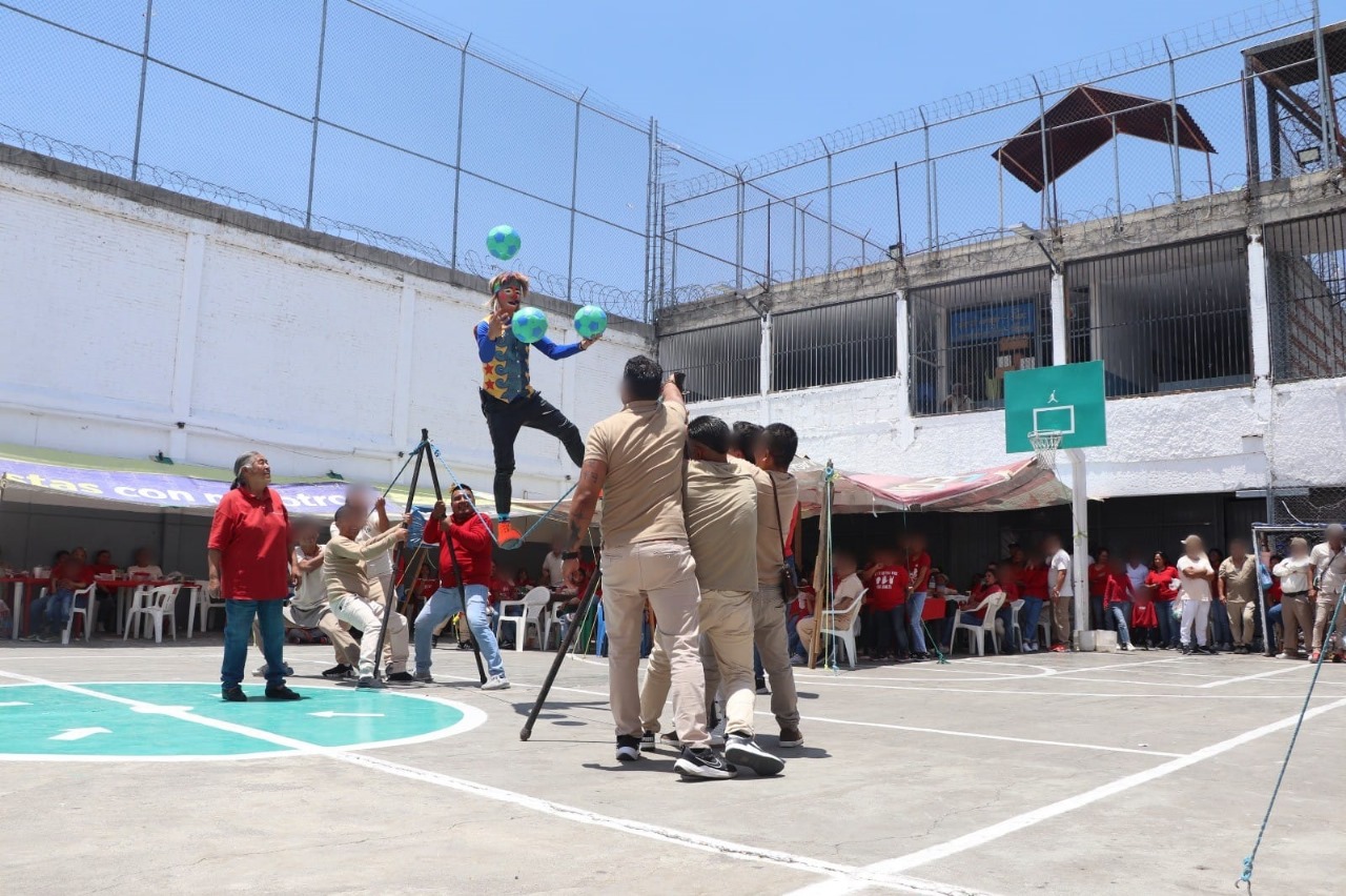 CERESO de San Pedro Cholula celebra el día de la niña y el niño