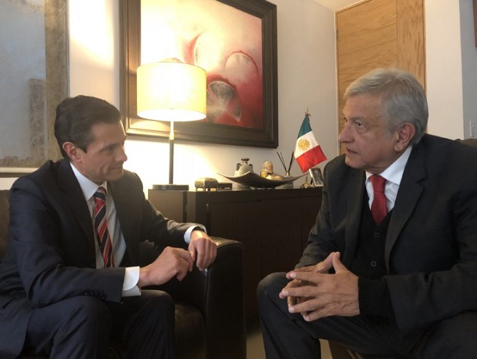 Investiga la UIF y la FGR a Peña Nieto por transferencias millonarias