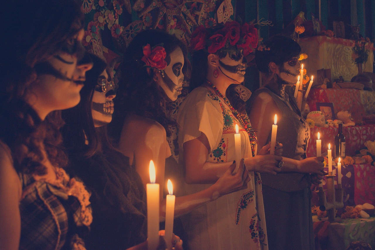 Tradiciones, fiesta y diversión en las festividades de Día de Muertos