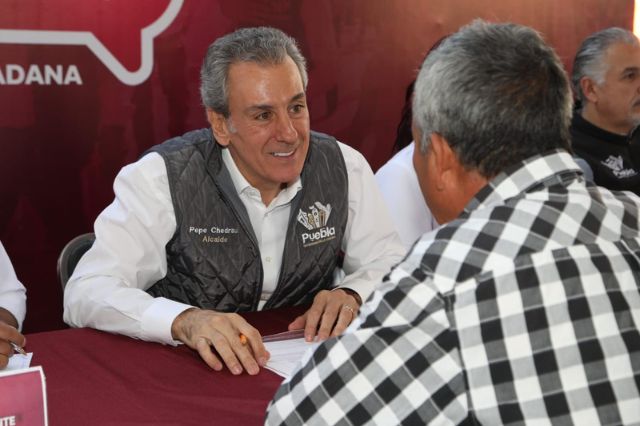 Atiende Pepe Chedraui peticiones en Totimehuacán, en el Martes de Atención Ciudadana “La Capital Te Escucha”