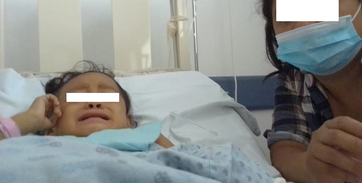 Denuncia madre falta de atención médica a menor de 2 años en el Hospital General de Tehuacán