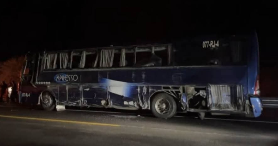 Diez peregrinos lesionados por accidente en la Cuacnopalan-Oaxaca