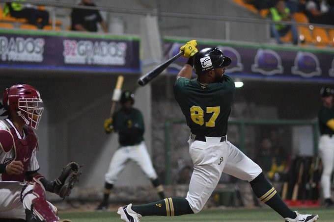 Pericos viene de atrás y se lleva el segundo de la serie ante Algodoneros