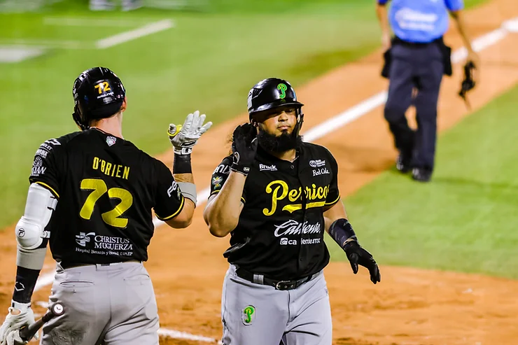 Pericos regresa a la senda del triunfo