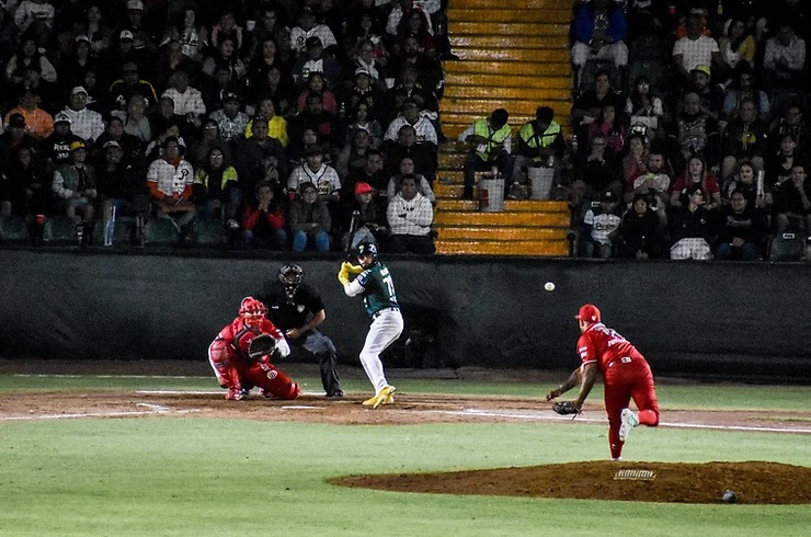 Pericos cae ante los Diablos en el segundo juego de la serie