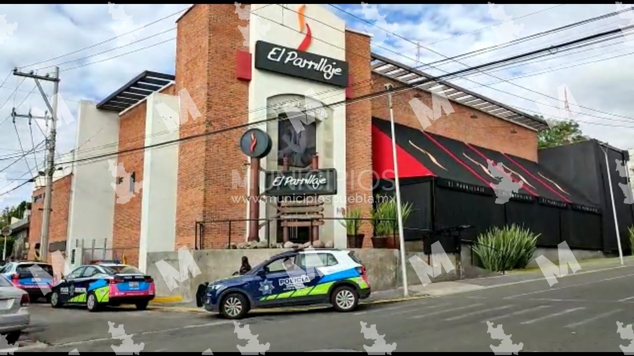 En asalto al restaurante el Parrillaje en Puebla se llevan 500 mil pesos 