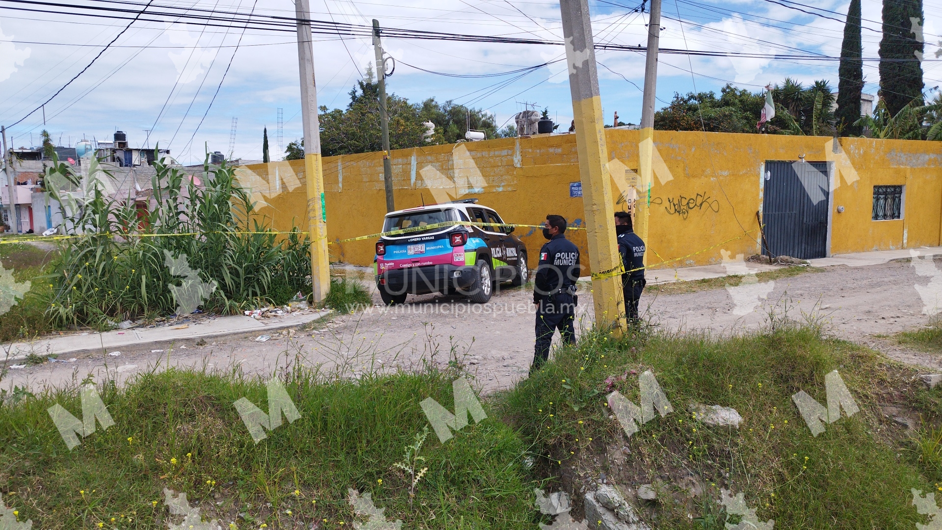 Hallan cadáver de hombre en los límites entre Puebla y Cuautlancingo