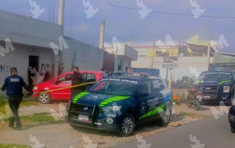 Fallece mujer dentro de su auto en la carretera a San Miguel Canoa