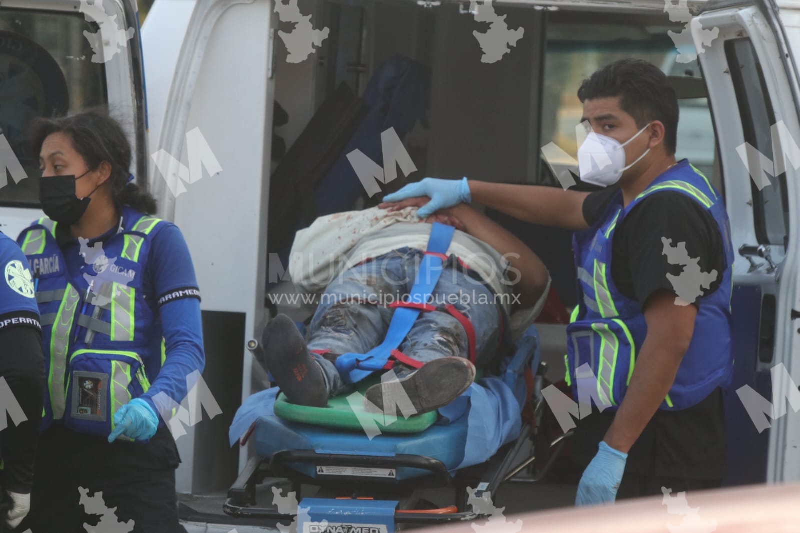 Motociclista choca contra auto en San José Mayorazgo