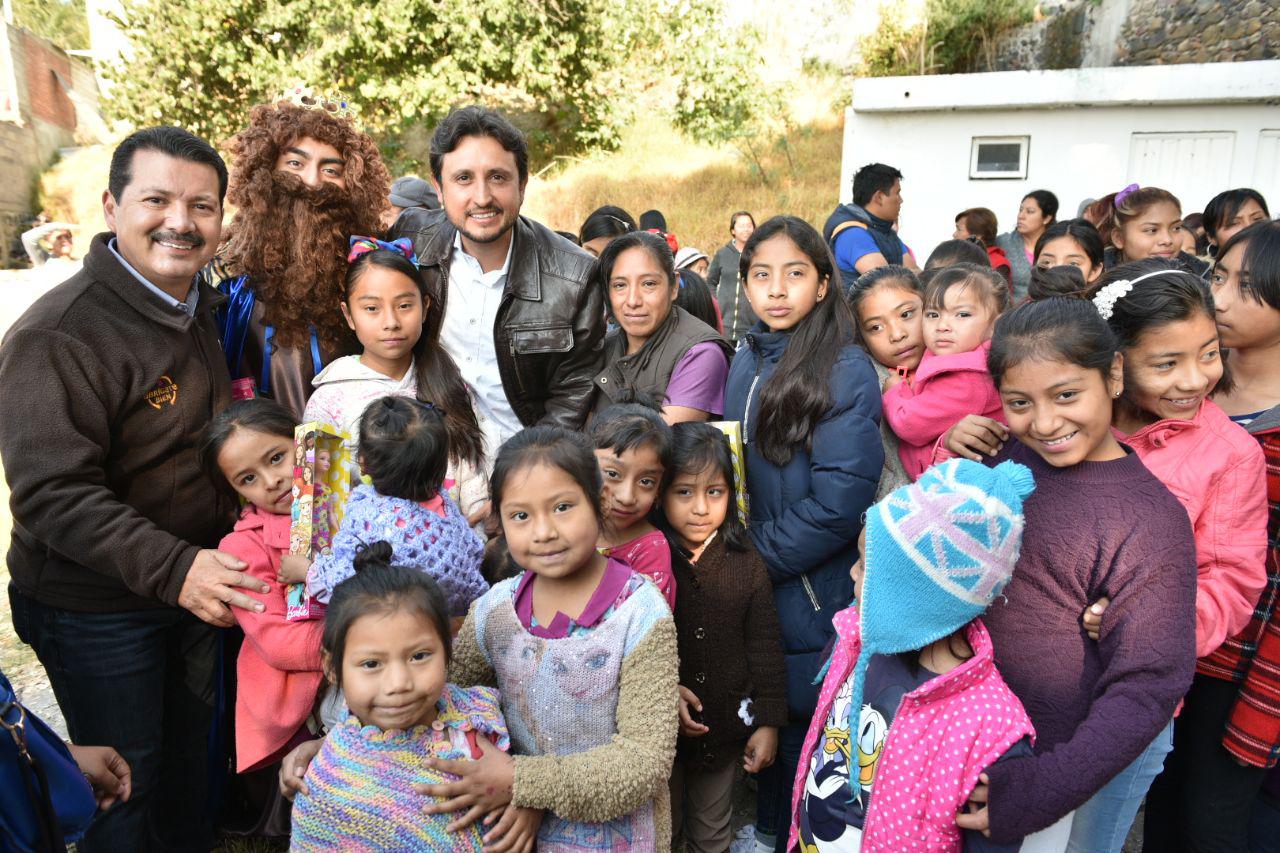 Partirán rosca y regalarán juguetes a niños de San Pedro