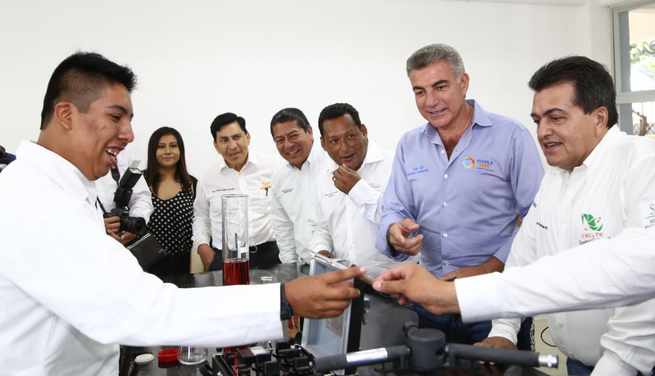 Gobernador da inicio al ciclo escolar 2018-2019 en Tehuitzingo