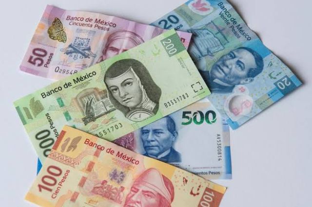 Aumento del 12 % al salario mínimo en México será efectivo desde 2026
