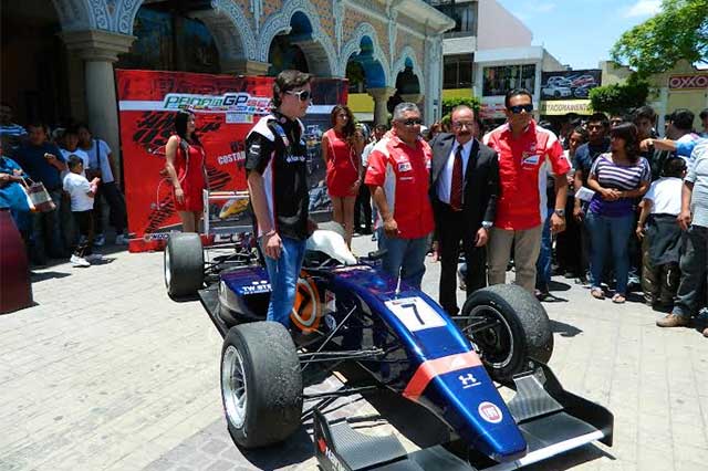 Piloto de Tehuacán obtiene primer lugar en la GP3 Series