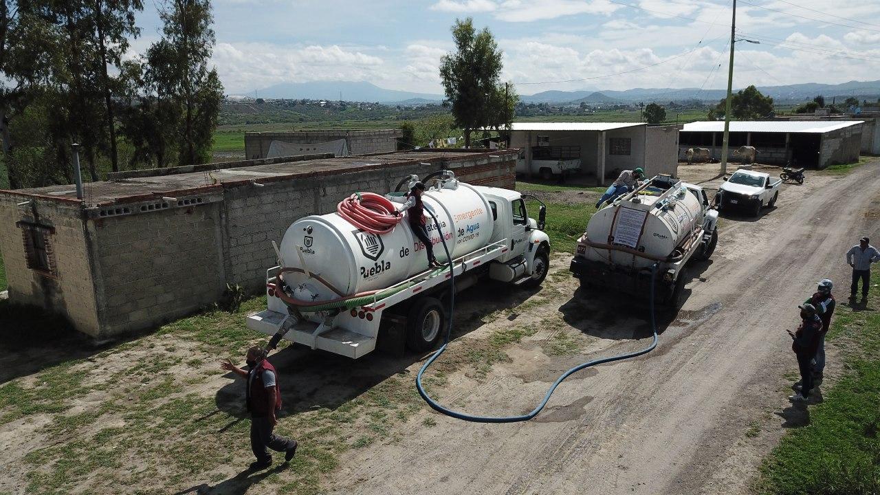 Ayuntamiento de Puebla entrega 4 millones de litros de agua a 2 mil familias