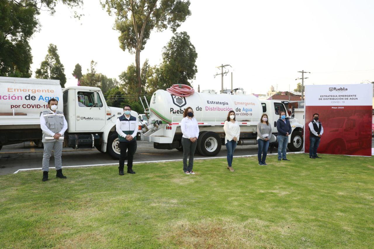 Ayuntamiento de Puebla distribuye pipas de agua  en colonias populares