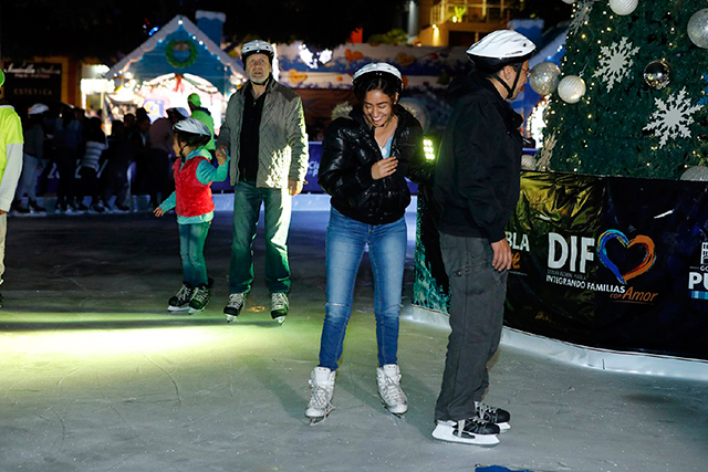 Descartan pista de hielo para Navidad en la ciudad de Puebla  