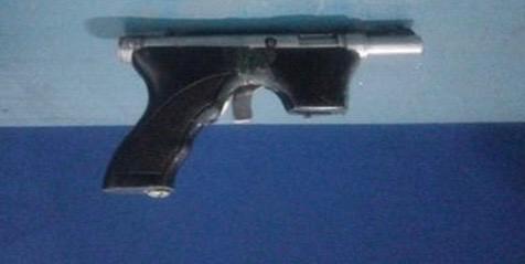 Lo detienen con una pistola checoslovaca en Texmelucan