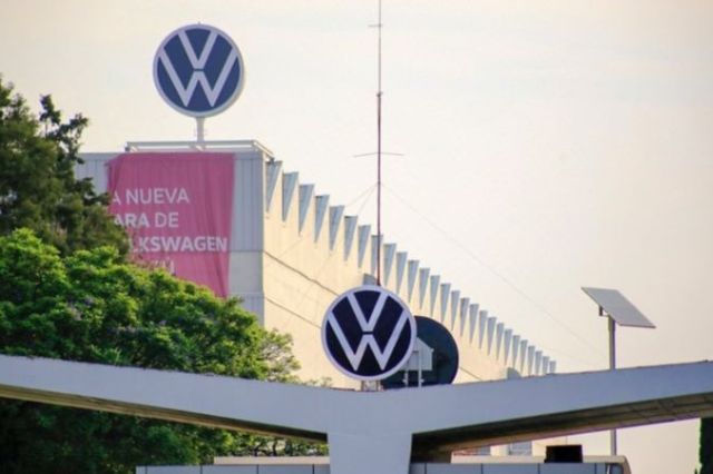 Adelantan vacaciones en VW por paro técnico tras el fin de la producción de la Tiguan