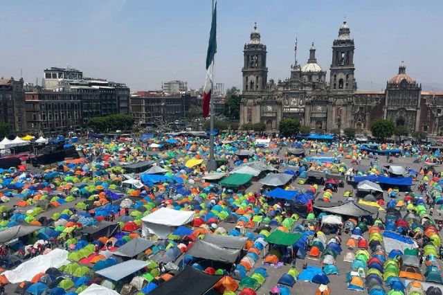 CNTE provoca caída de ventas y crisis en negocios del Centro Histórico