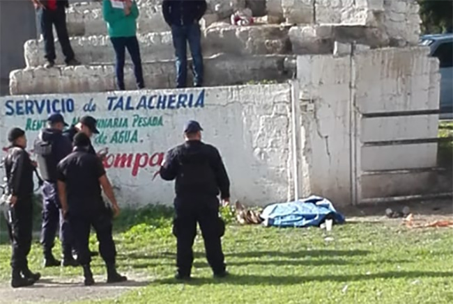 Hallan cadáver de sexagenario en plaza de Toros de Tecamachalco