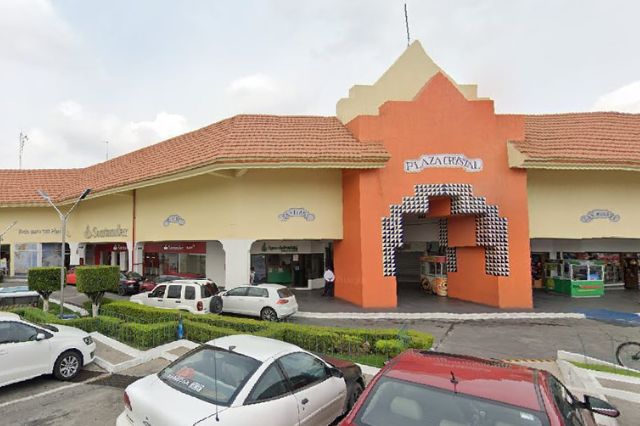 Decomisan mercancía en tienda Ho May de Puebla