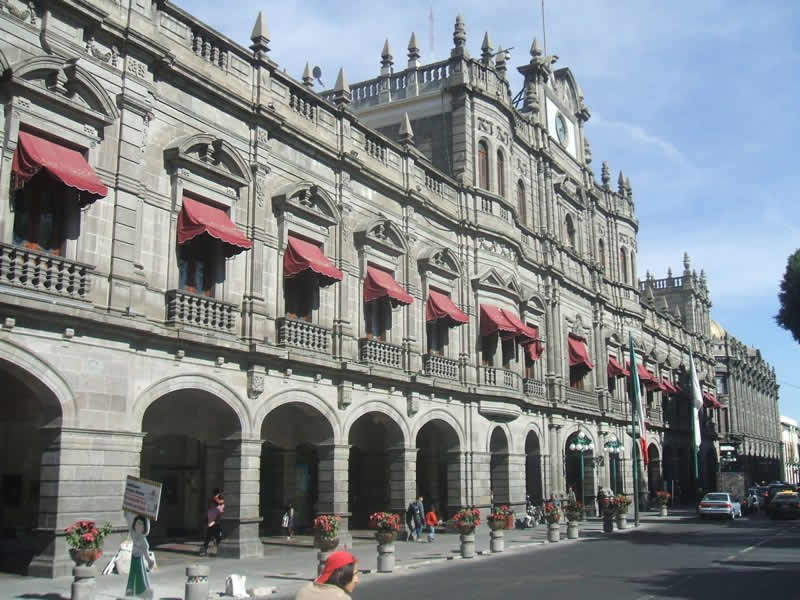 Avalan presupuesto superior a los 7 mil mdp al ayuntamiento de Puebla para 2025