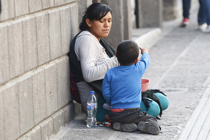 INEGI asegura que hay mexicanos que viven con 28 pesos al día
