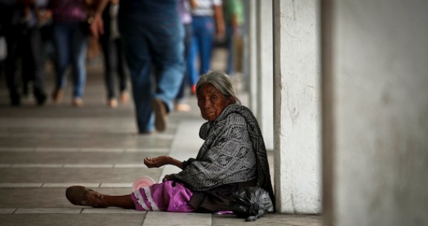 El incremento de la pobreza y el gobierno de AMLO