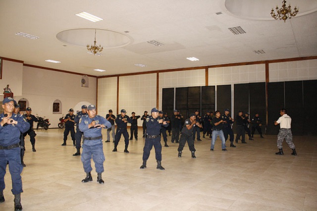 Policías tendrán aumento salarial para el próximo año en Izúcar