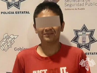 Detienen en Tehuacán a un hombre en posesión de aparente marihuana