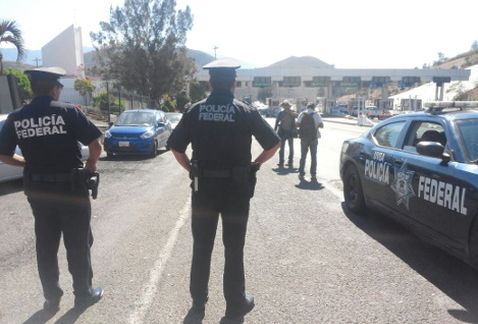Suman cuatro policías federales lesionados durante ataques en Puebla