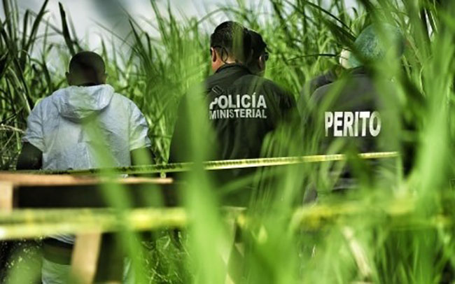Hallan cuerpos putrefactos de jóvenes desaparecidos en Tlapanalá
