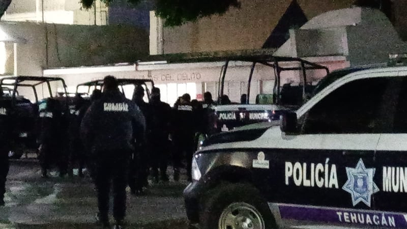Se inconforman policías de Tehuacán con director General de Gobierno 