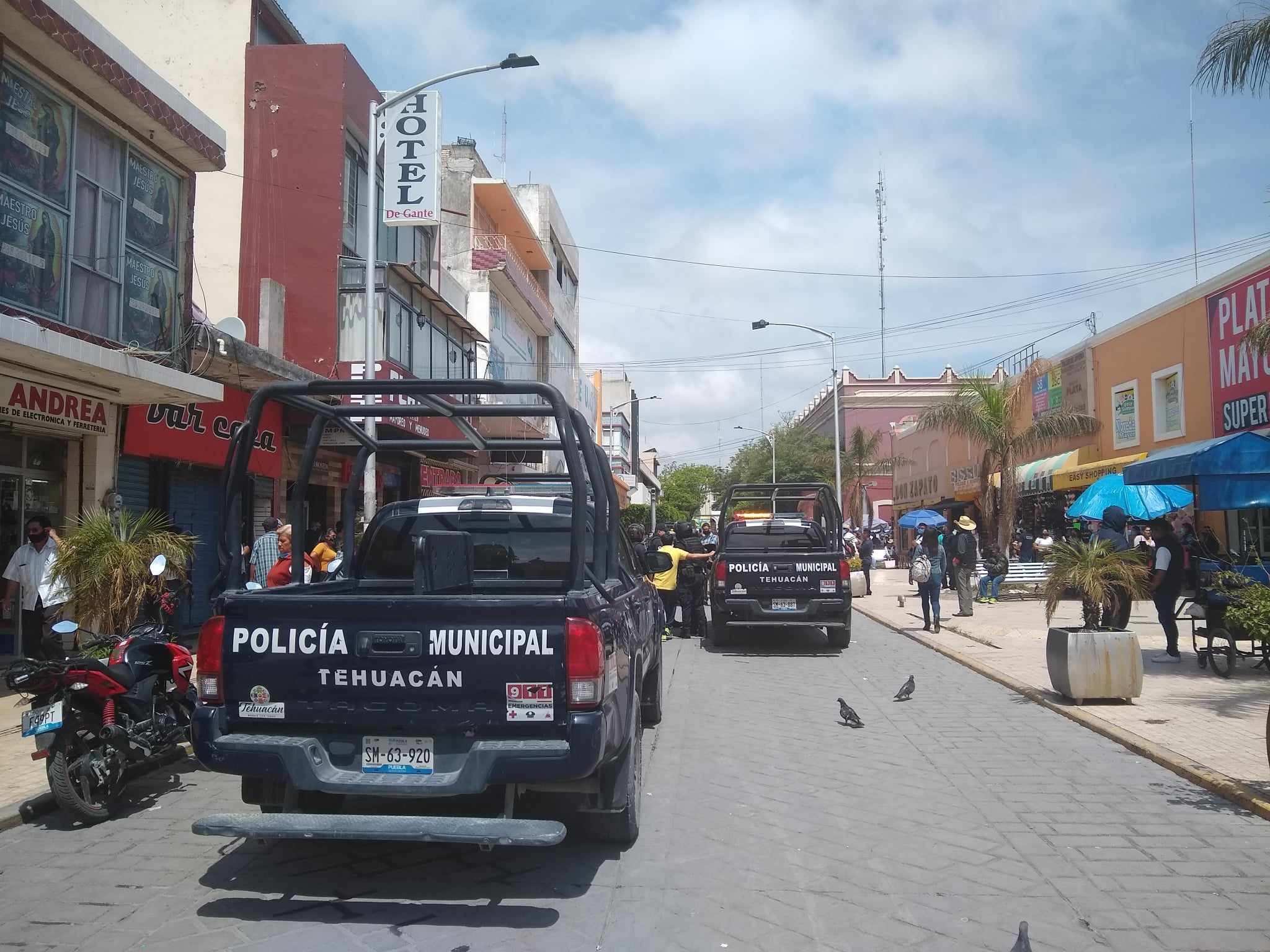 Aseguran a 2 carteristas menores de edad en el centro de Tehuacán