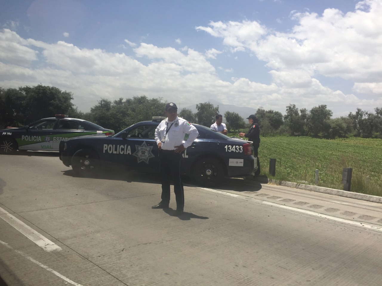 Falsos policías roban camión con abarrotes en Palmar de Bravo