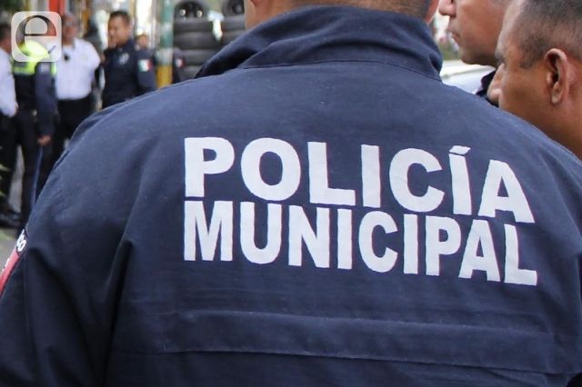 Investigan a 30 policías municipales de Puebla por faltas y abuso policial
