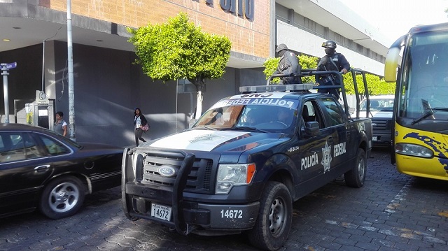 Atropellan a policía federal en calles del centro de Tehuacán