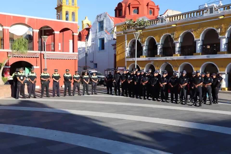 Policías de Izúcar demandan mejores condiciones laborales