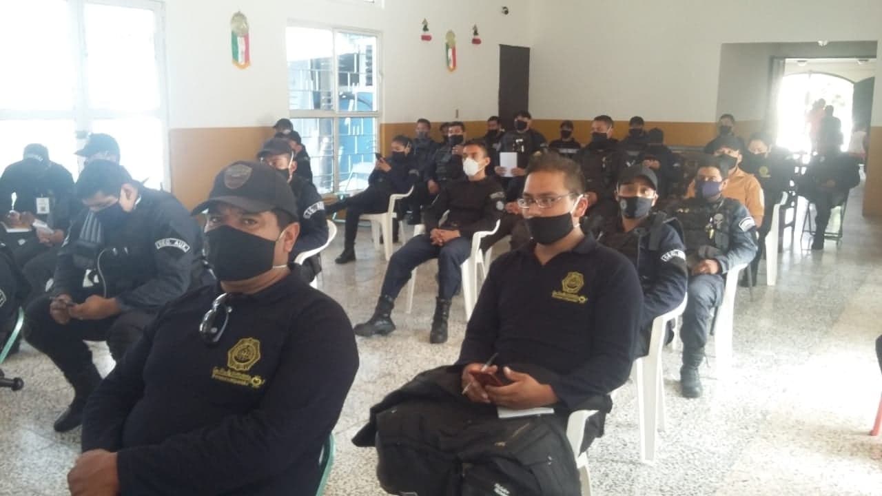 Vigilantes armados alertan a autoridades en Tehuacán