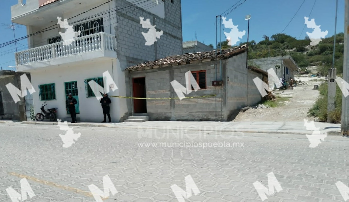 Policías de San Gabriel Chilac fueron macheteados