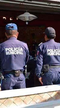 Causan baja 21 policías de San Pedro por reprobar pruebas