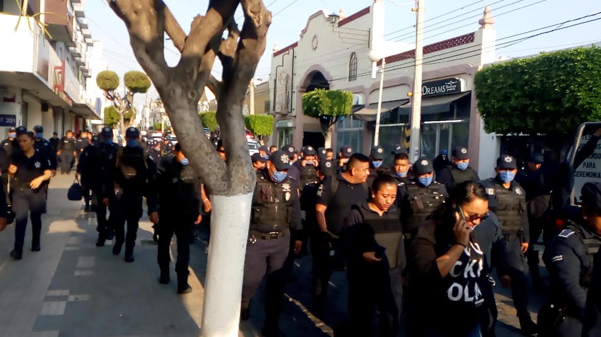 VIDEO En contingencia, policías de Tehuacán denuncian acoso laboral