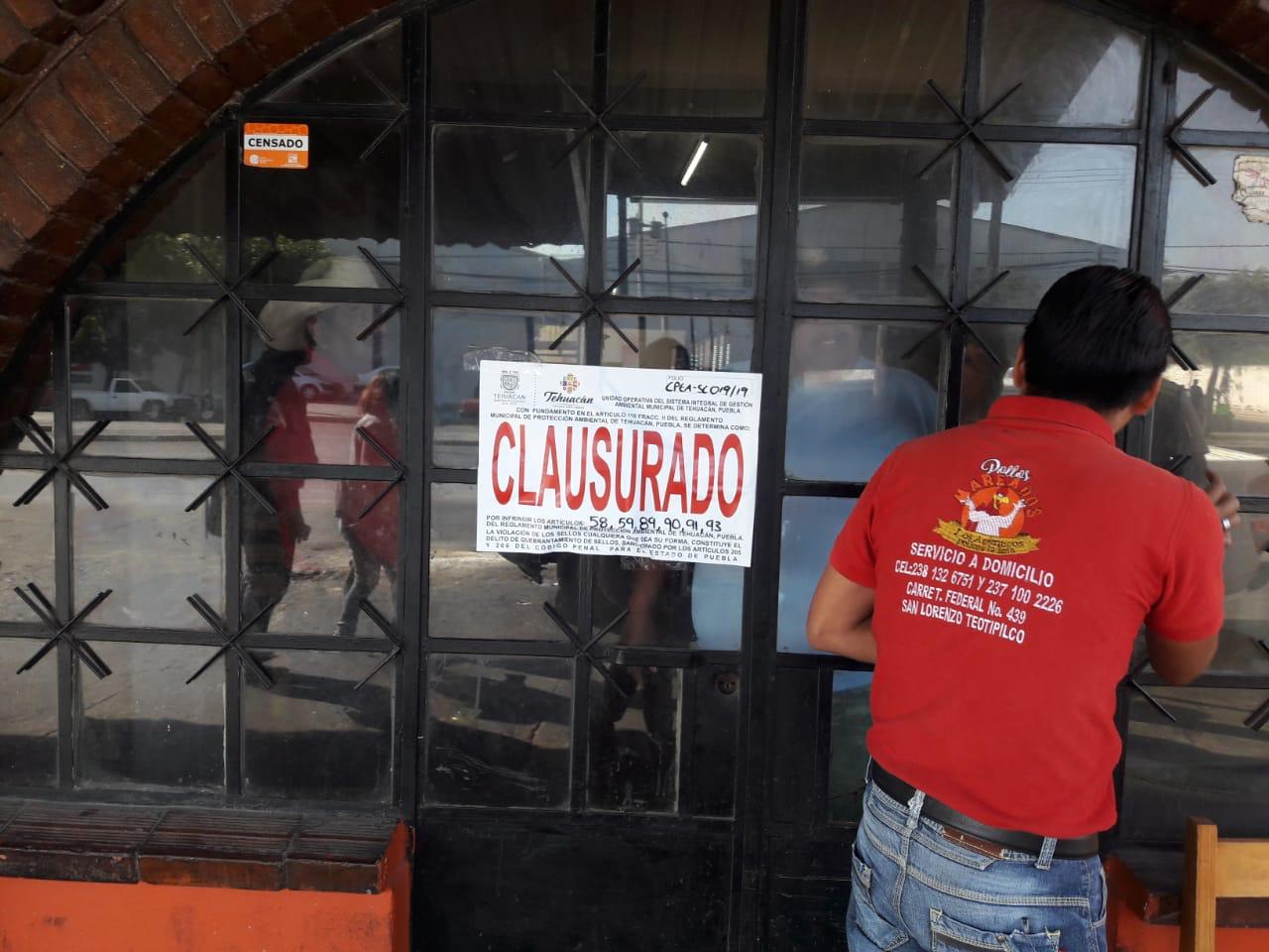 Por ser foco de infección clausuran Pollos Mareados en Tehuacán