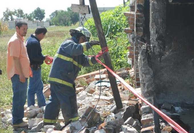 Explota en Xiutetelco barril que contenía 10 kilos de pólvora