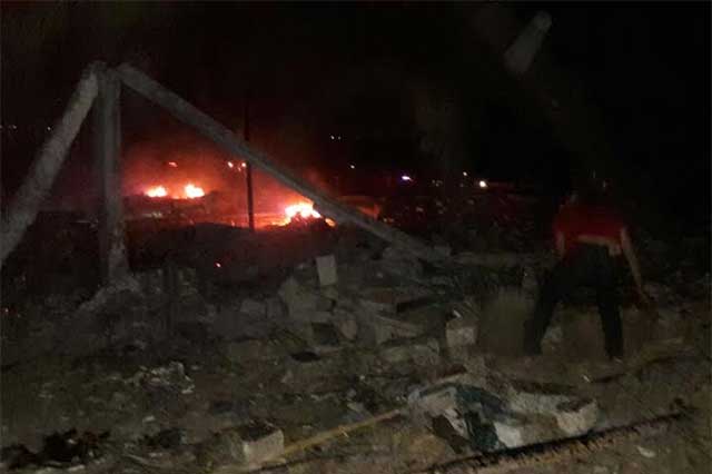 Sólo daños materiales deja explosión de polvorín en Huejotzingo