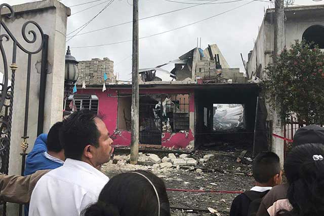 Cinco heridos por explosión de polvorín clandestino en Xiutetelco