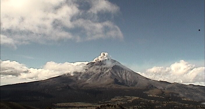 Popocatépetl registra 9 exploxiones y 8 sismos