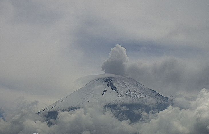 Popocatépetl registra explosión menor esta mañana  