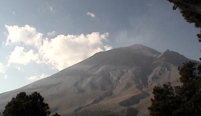 Popocatépetl registra 60 exhalaciones y 131 minutos de tremor