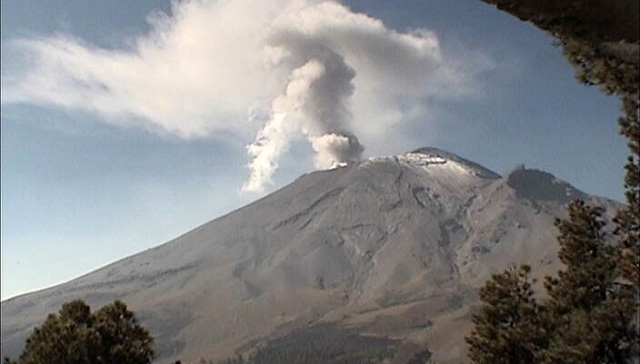 Regresa volcán Popocatépetl a amarillo fase 2: AMLO
